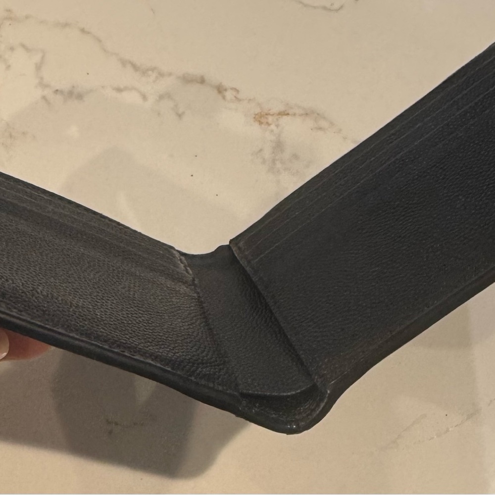 SAINT LAURENT PARIS EAST/WEST WALLET IN GRAIN DE POUDRE LEATHER in black - Picture 8 of 10